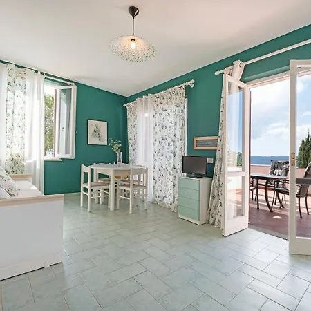 La Turistica Апартаменты